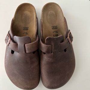 Birkenstock Boston clogs
